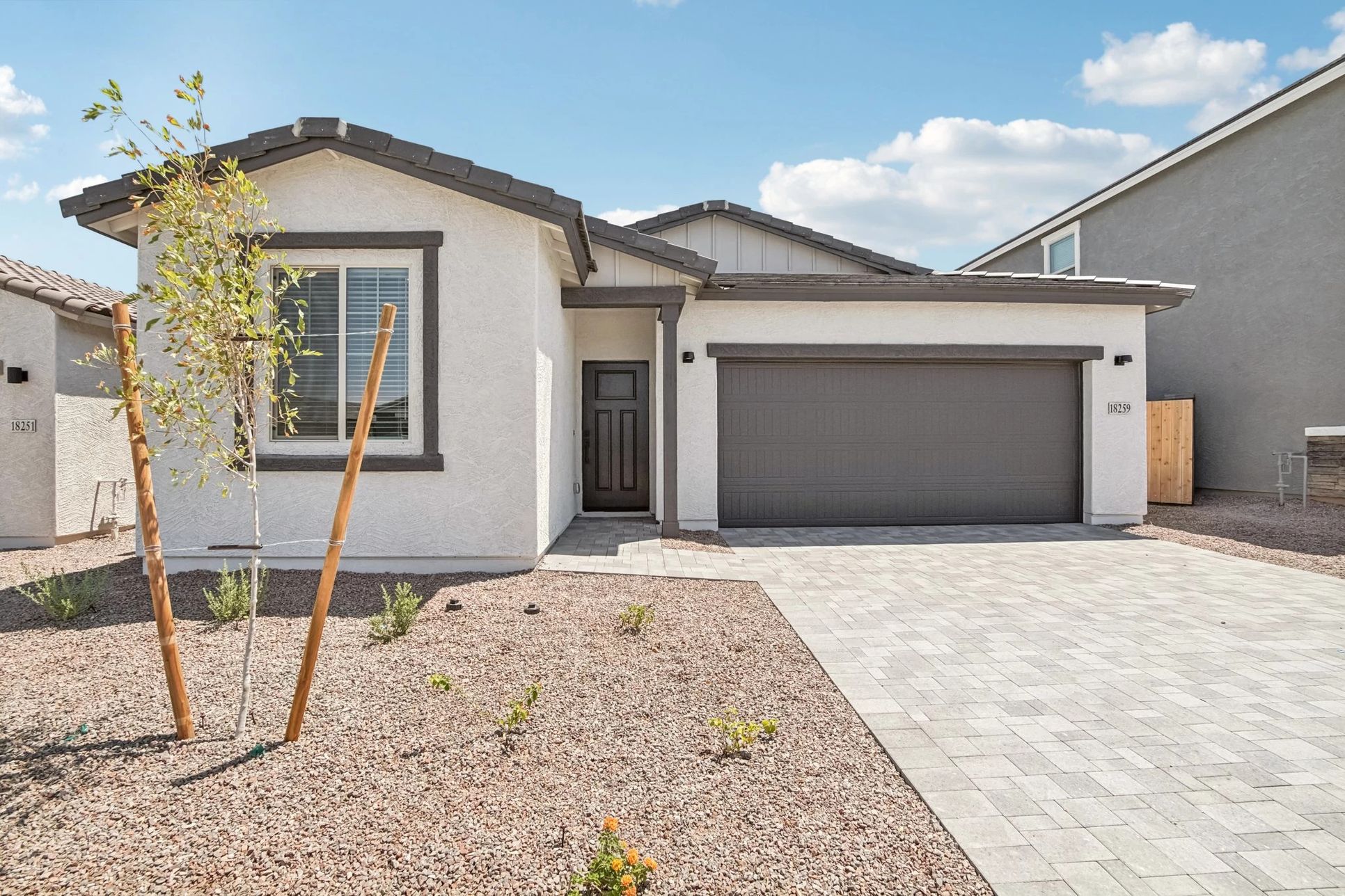 Exterior:Exterior elevation