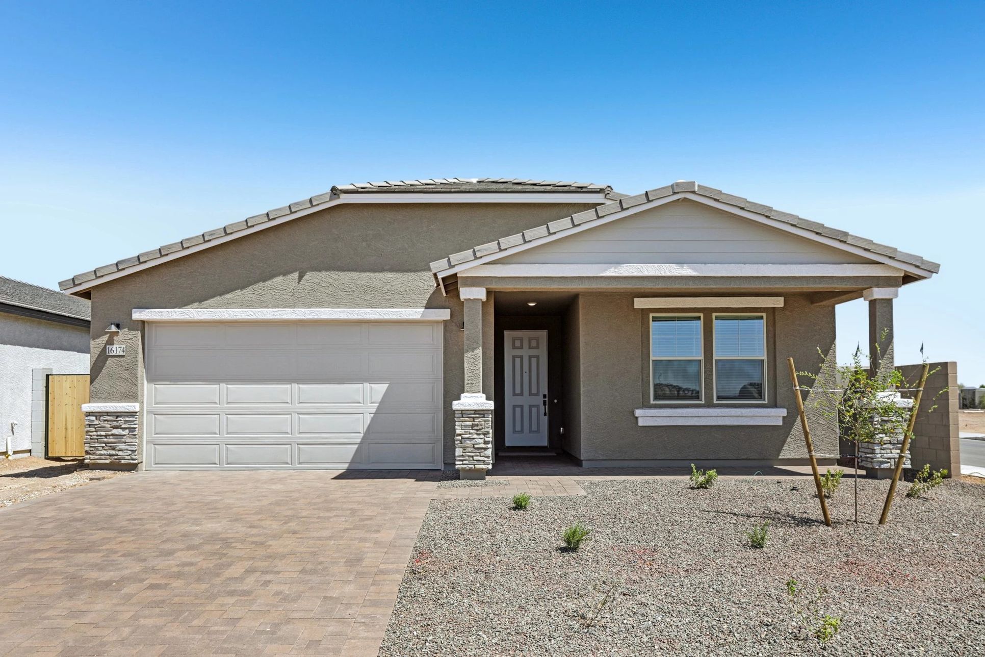 Exterior:Exterior elevation
