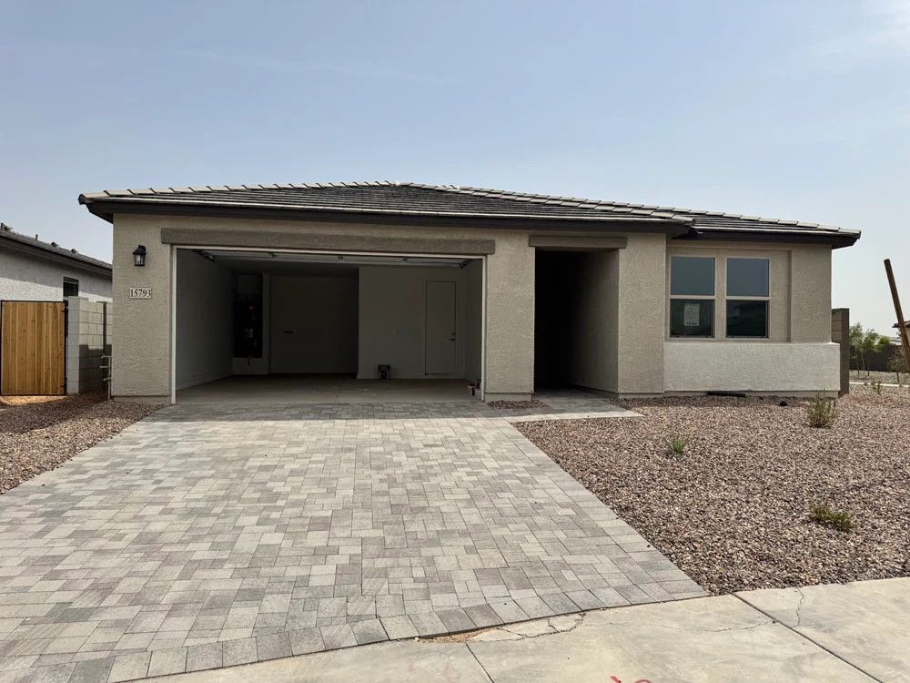 Exterior:Exterior elevation