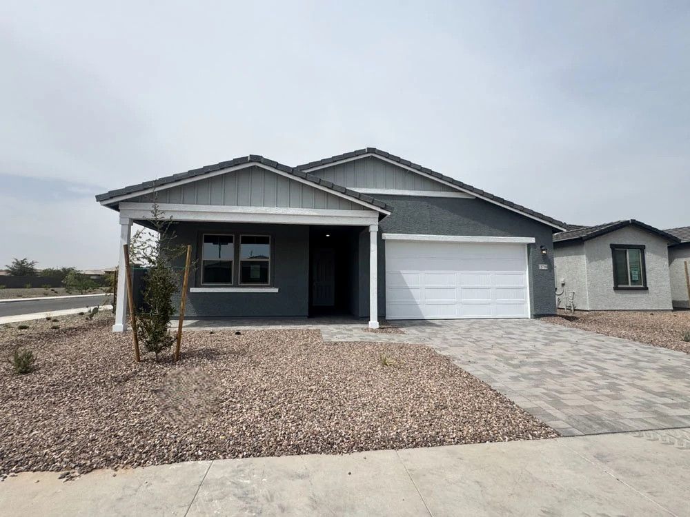 Exterior:Exterior elevation
