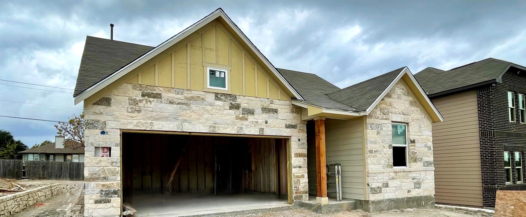 Exterior:Front Exterior