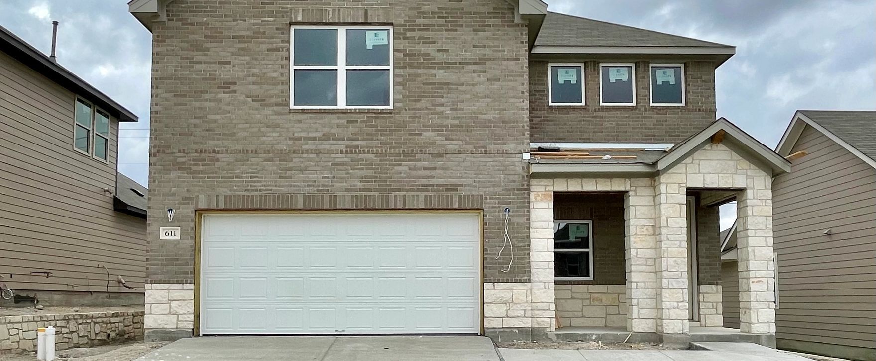 Exterior:Front Exterior