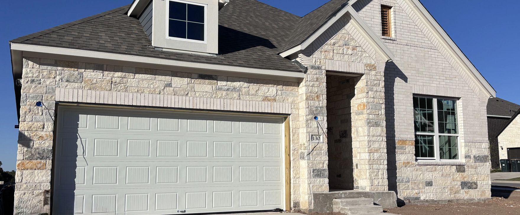 Exterior:Front Exterior