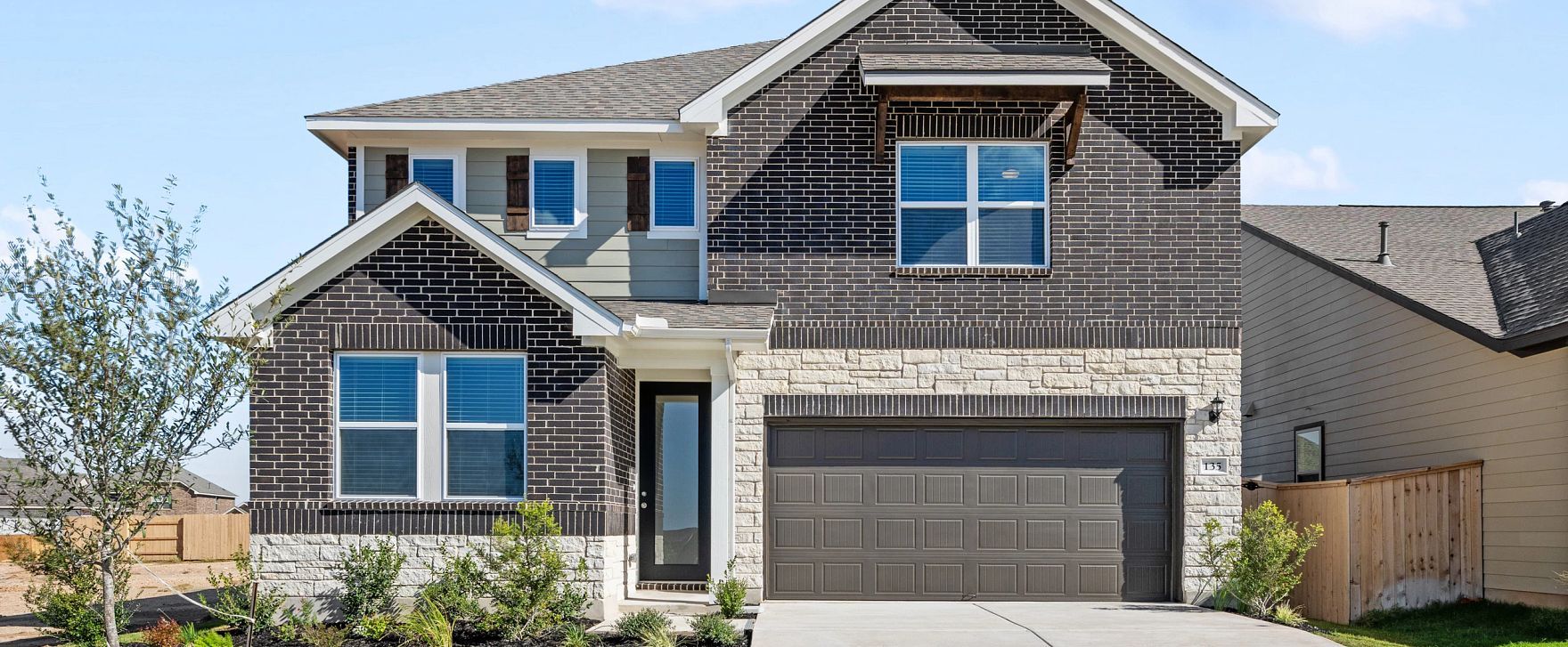 Exterior:Front Exterior