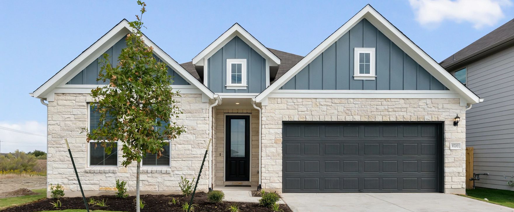 Exterior:Front Exterior