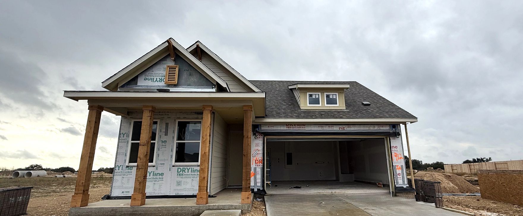 Exterior:Front Exterior