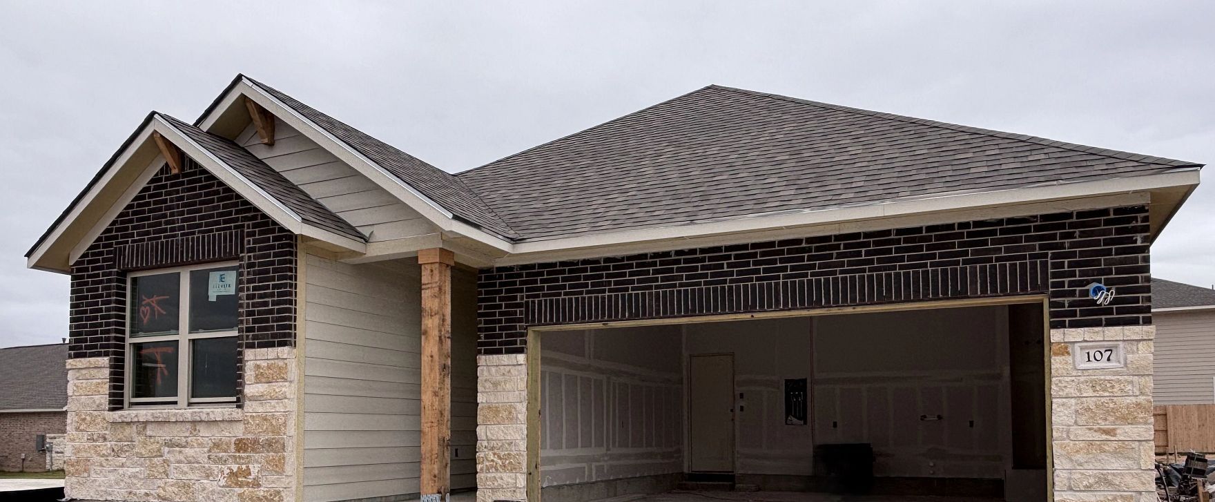 Exterior:Front Exterior