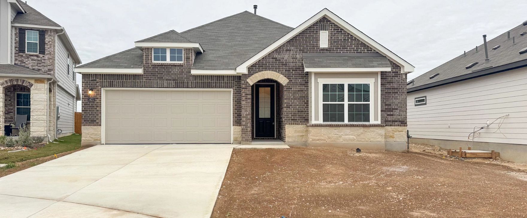 Exterior:Front Elevation