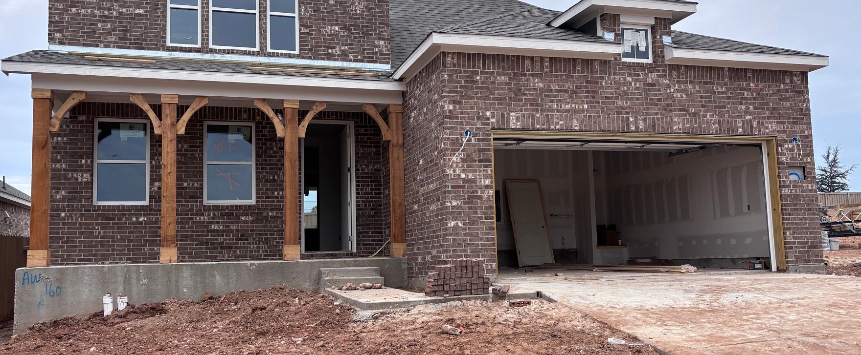 Exterior:Front Exterior