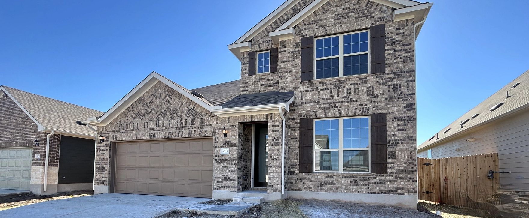 Exterior:Front Exterior