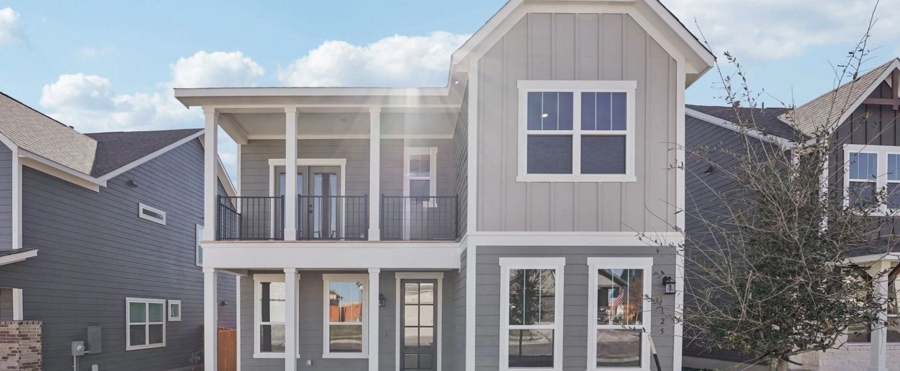 Exterior:Front Exterior