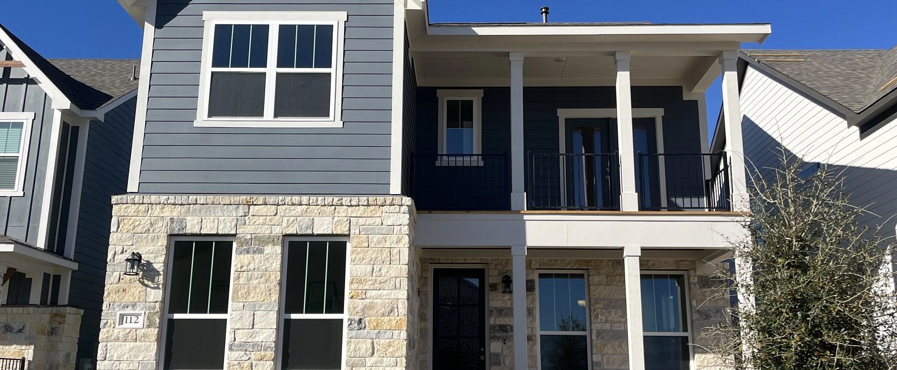 Exterior:Front Exterior