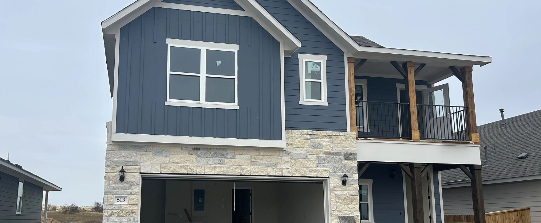 Exterior:Front Exterior