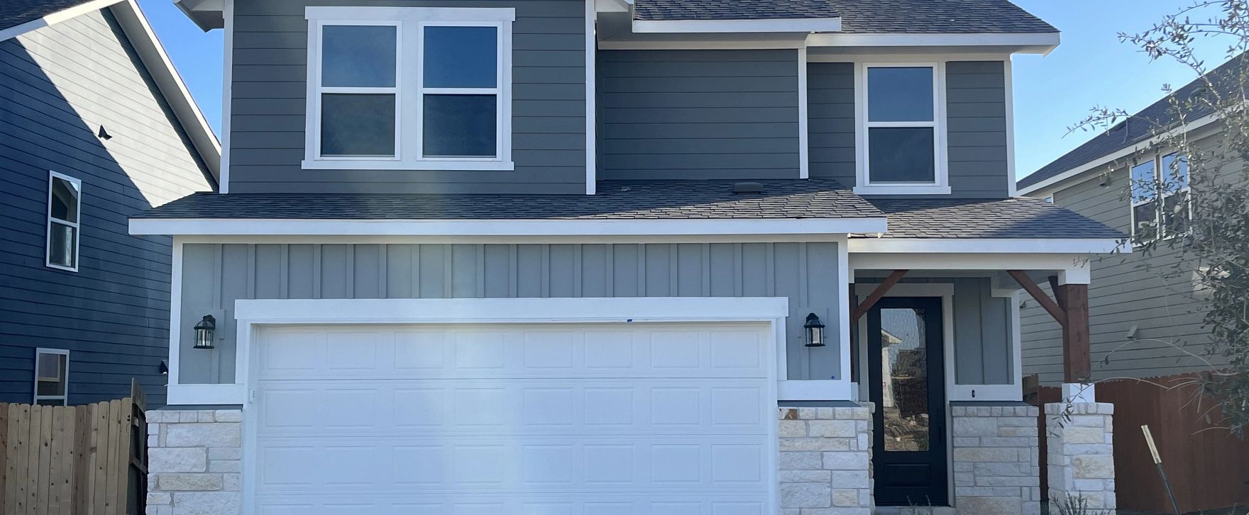 Exterior:Front Exterior