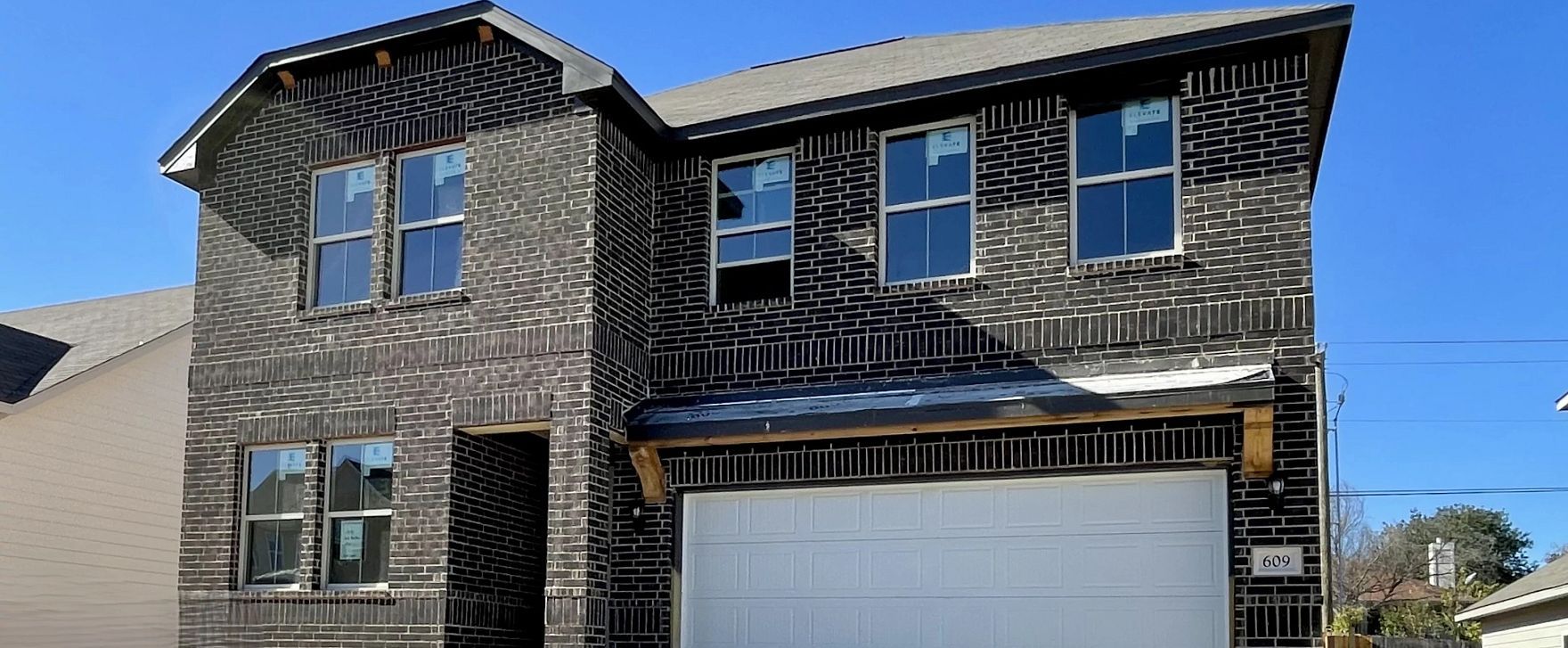 Exterior:Front Exterior