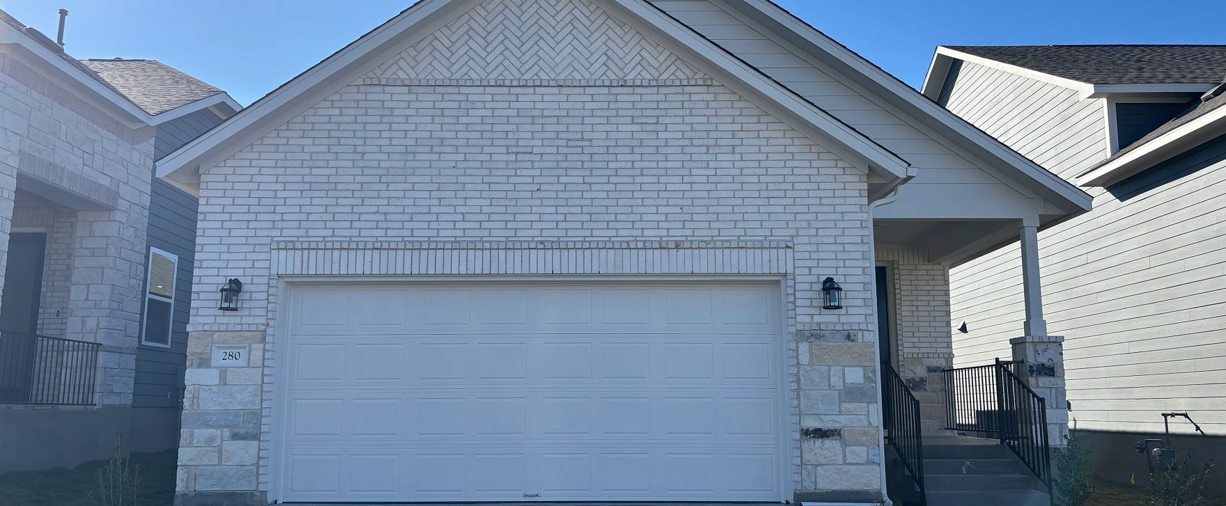 Exterior:Front Exterior