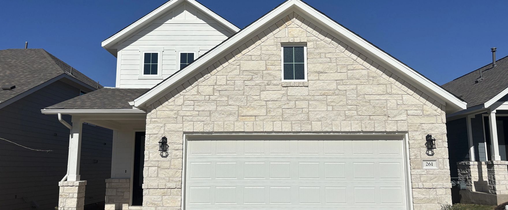 Exterior:Front Exterior