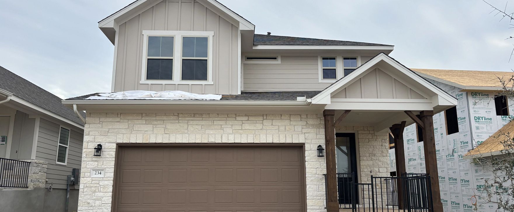 Exterior:Front Exterior