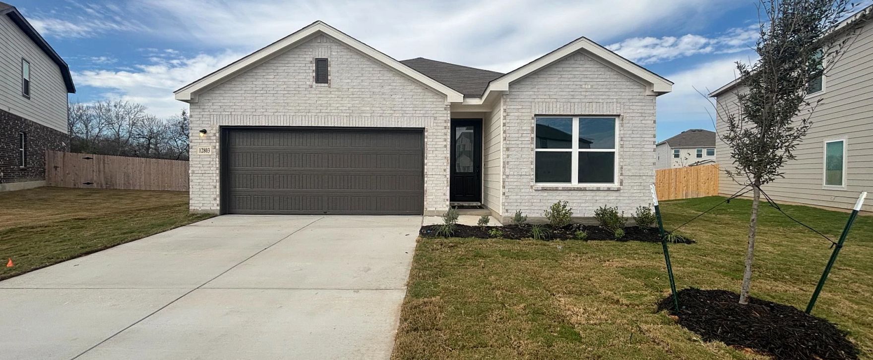 Exterior:Front Elevation