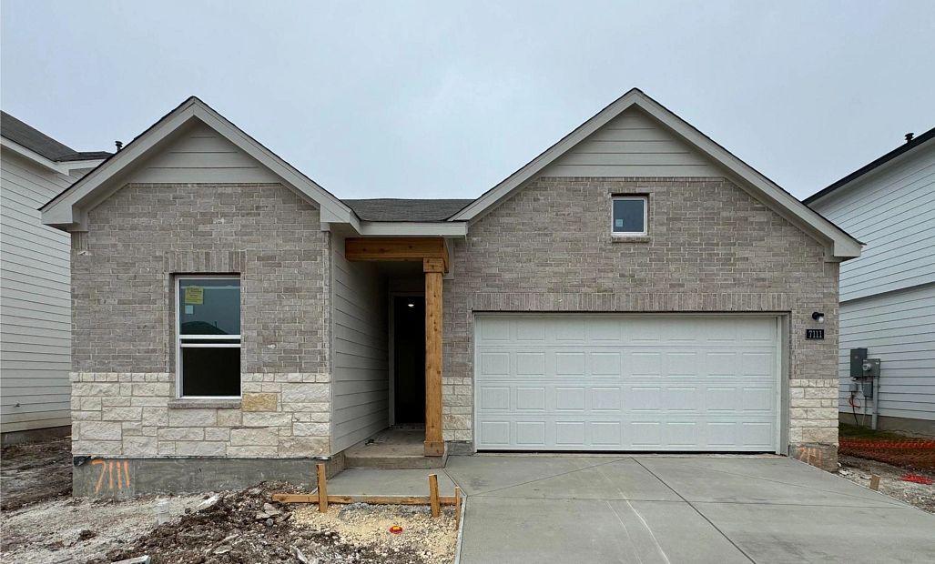 Exterior:Front Elevation