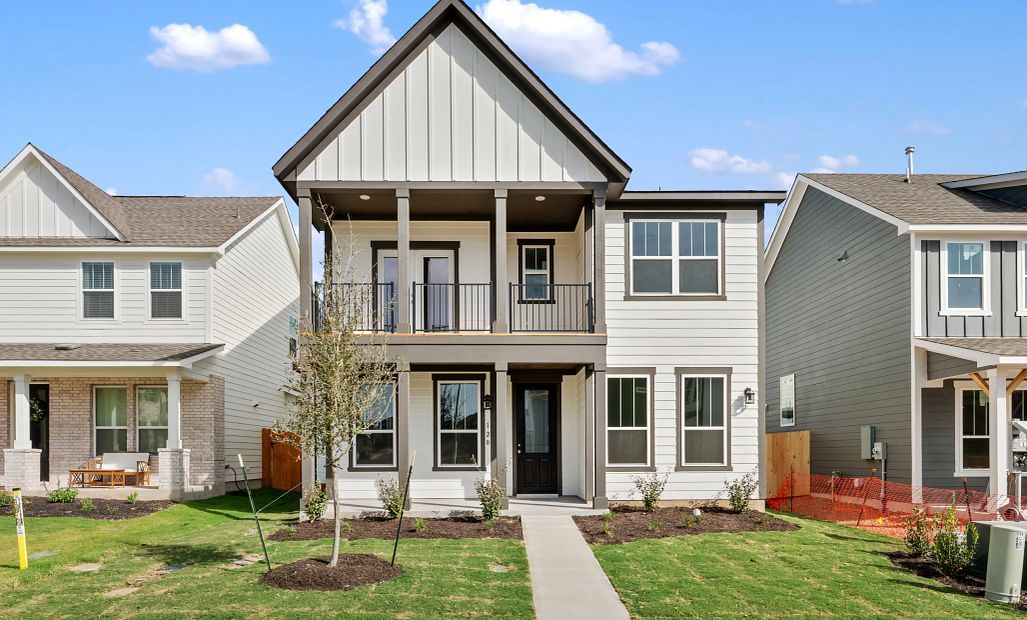 Exterior:Front Exterior