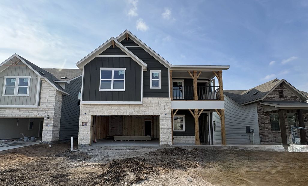 Exterior:Front Exterior