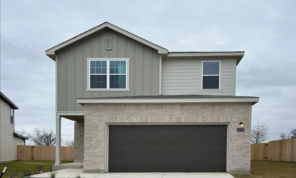 Exterior:Front Elevation