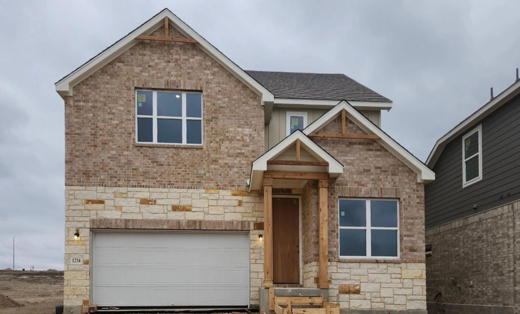 Exterior:Front Elevation