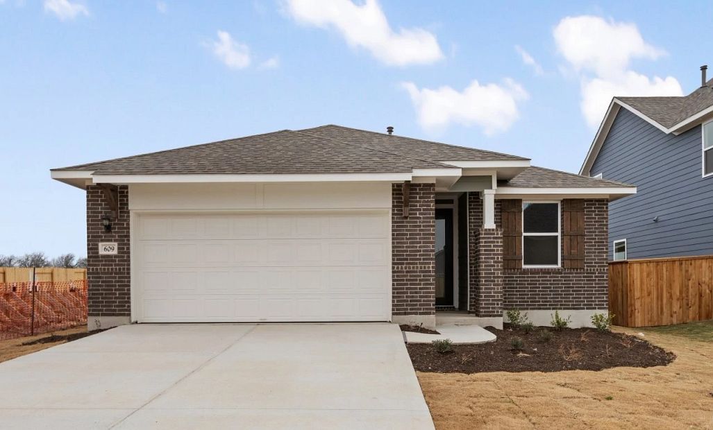 Exterior:Front Exterior