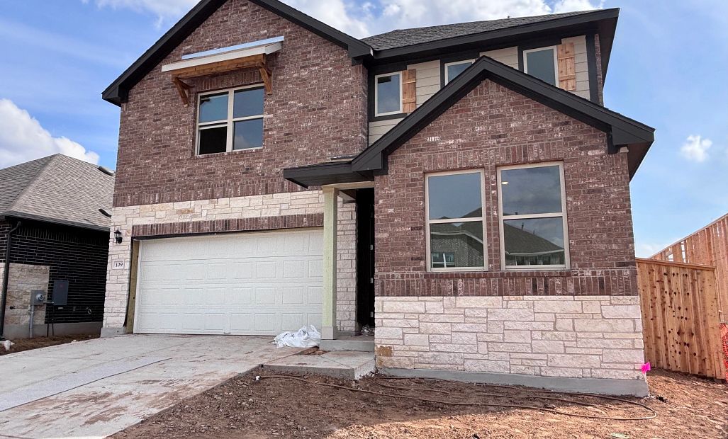 Exterior:Front Exterior