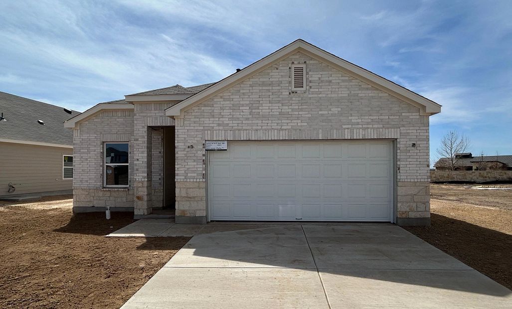 Exterior:Front Elevation