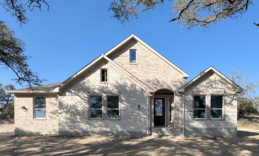 Exterior:Front Elevation