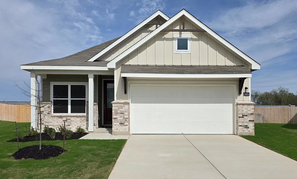 Exterior:Front Elevation