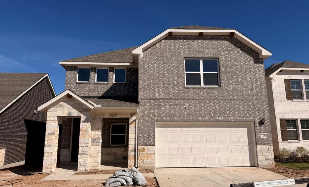 Exterior:Front Exterior