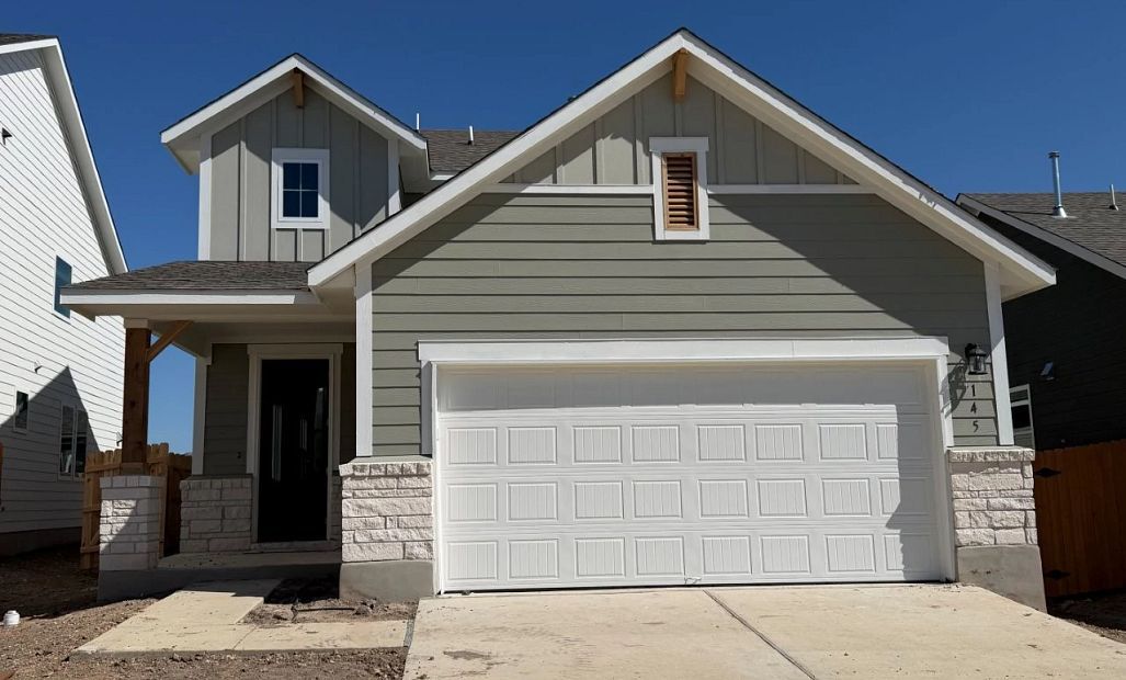 Exterior:Front Exterior