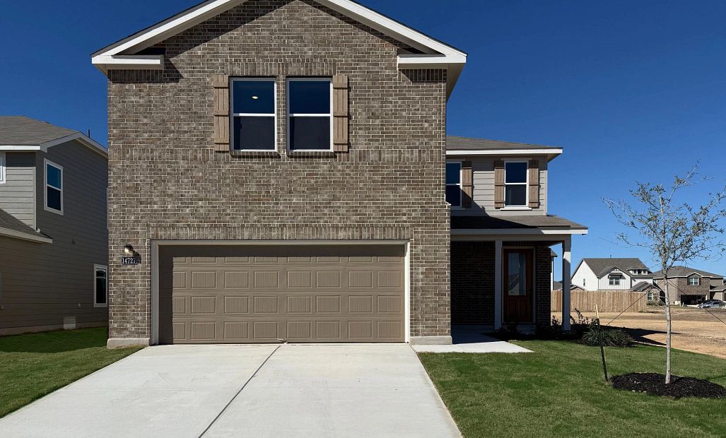 Exterior:Front Elevation