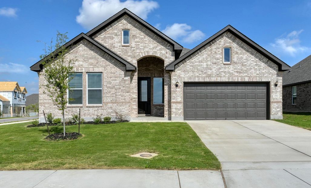 Exterior:Front Elevation