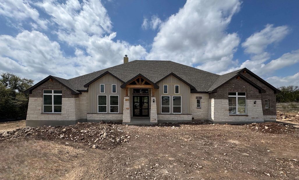 Exterior:Front Elevation