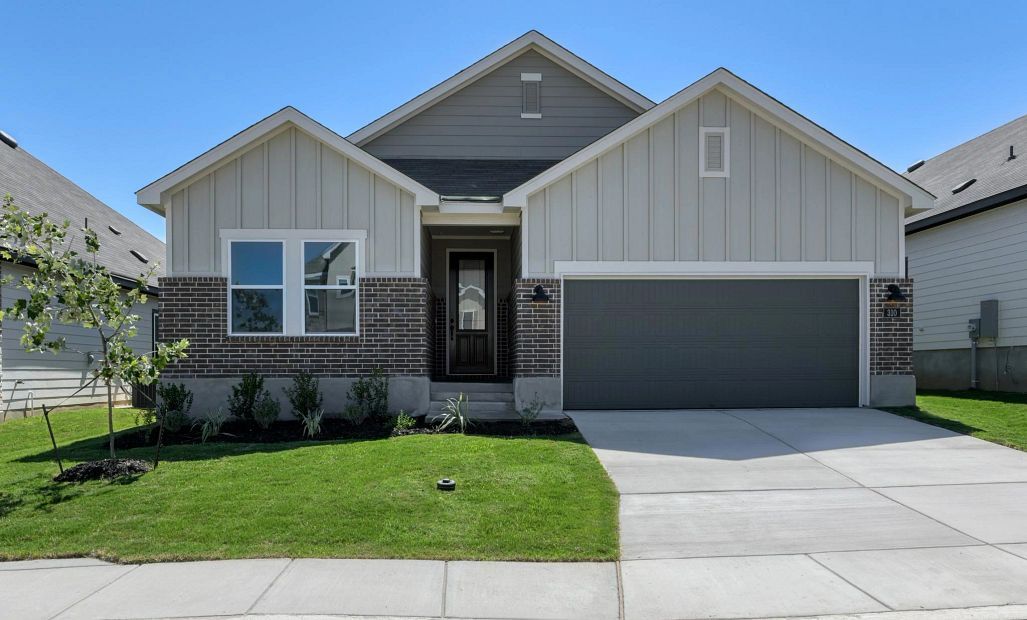 Exterior:Front Elevation