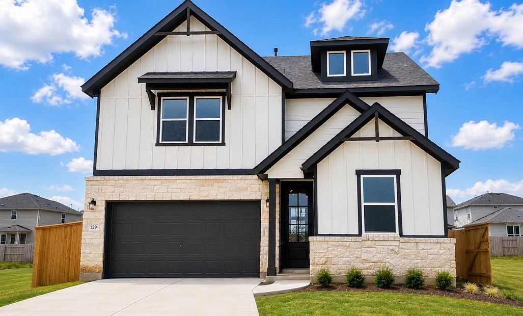 Exterior:Front Exterior