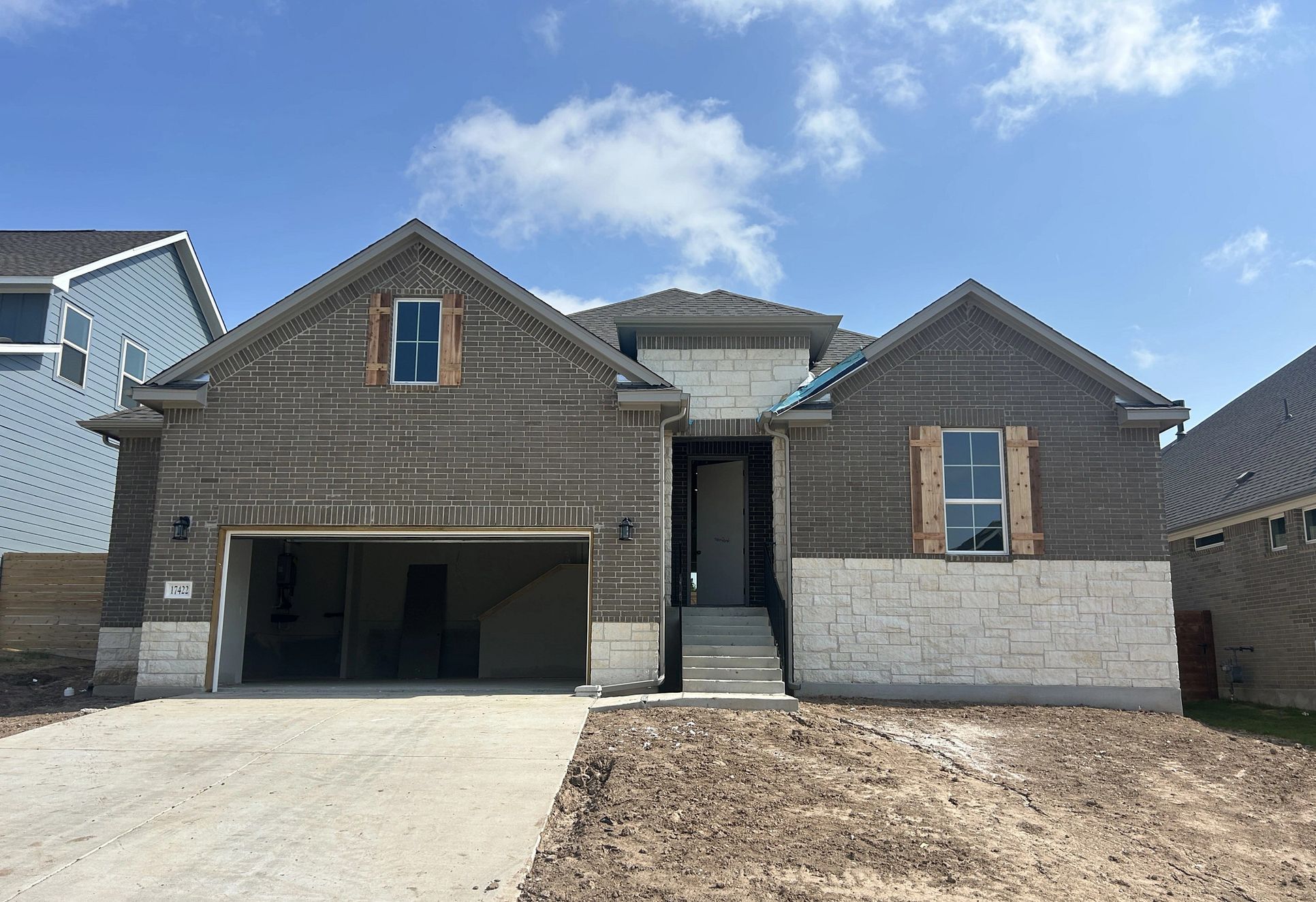 Exterior:Front Exterior