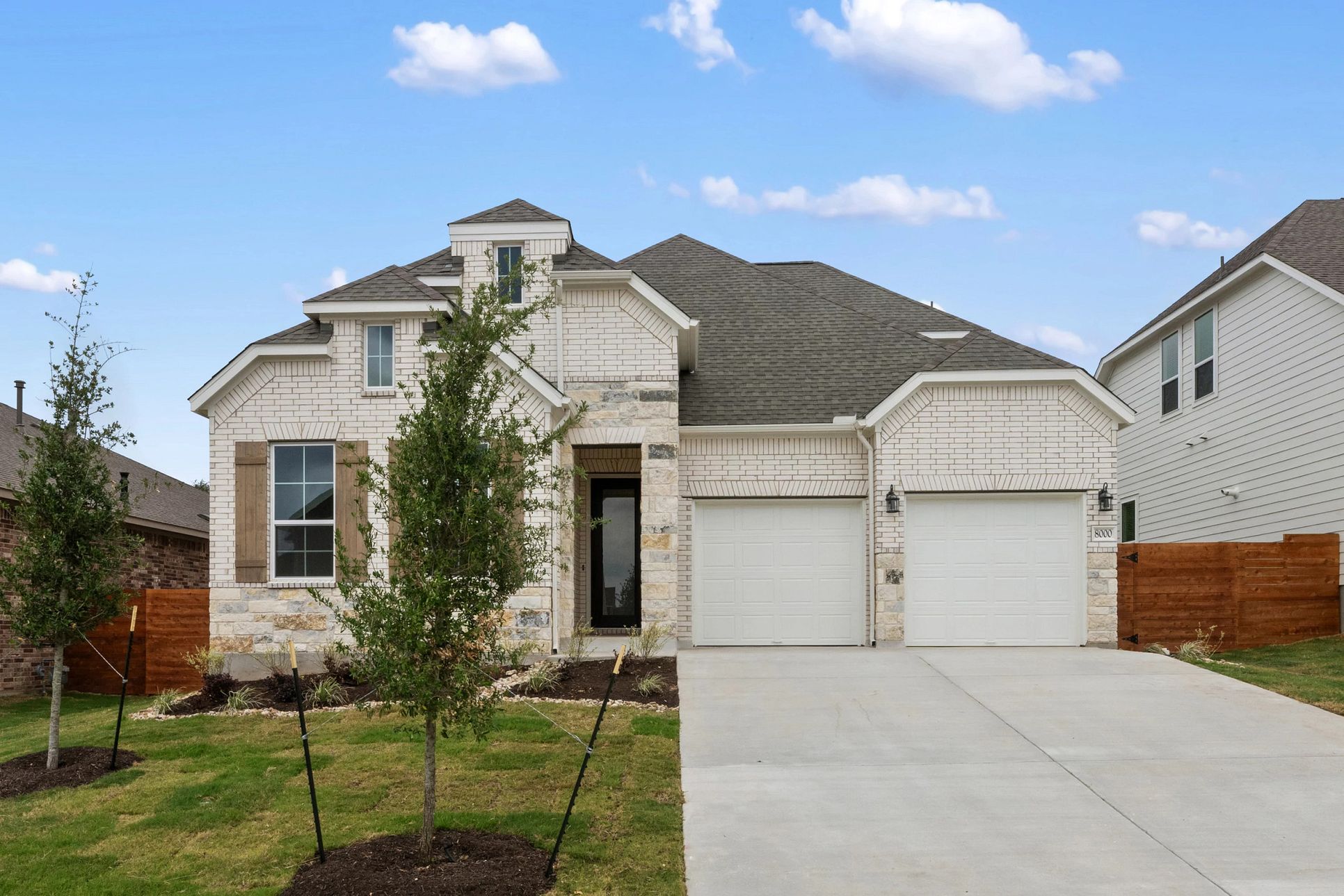 Exterior:Front Exterior