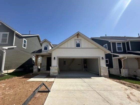 Exterior:Front Exterior