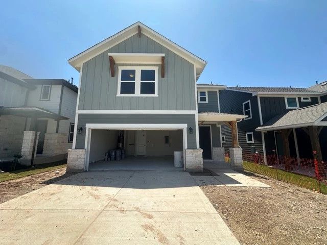Exterior:Front Exterior