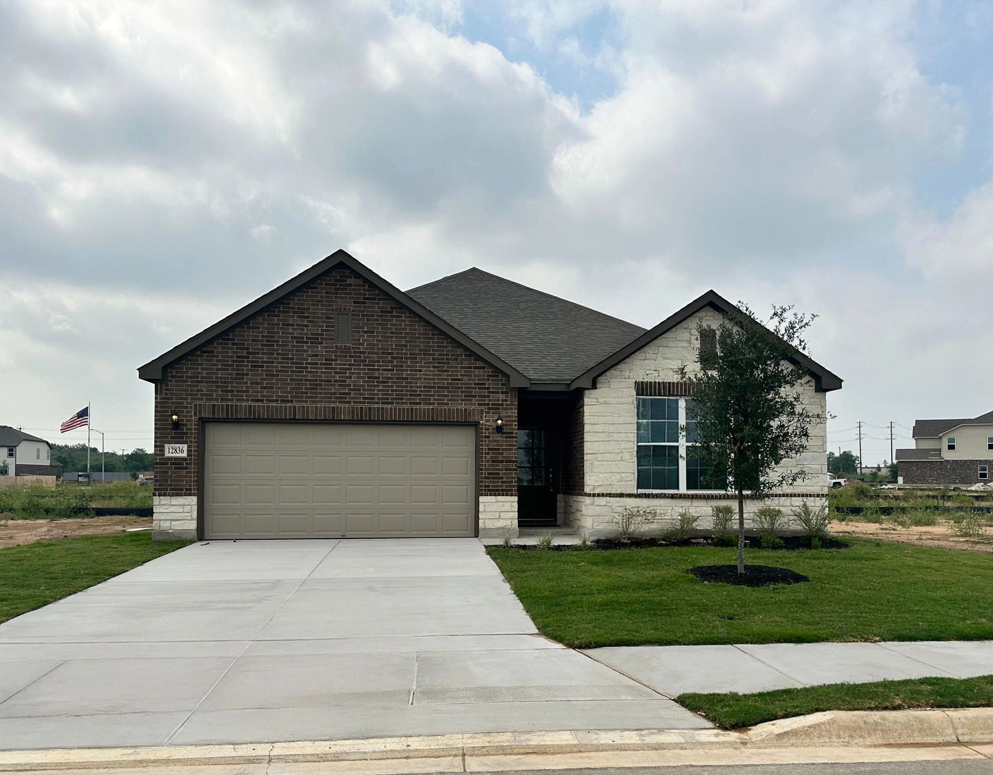 Exterior:Front Elevation