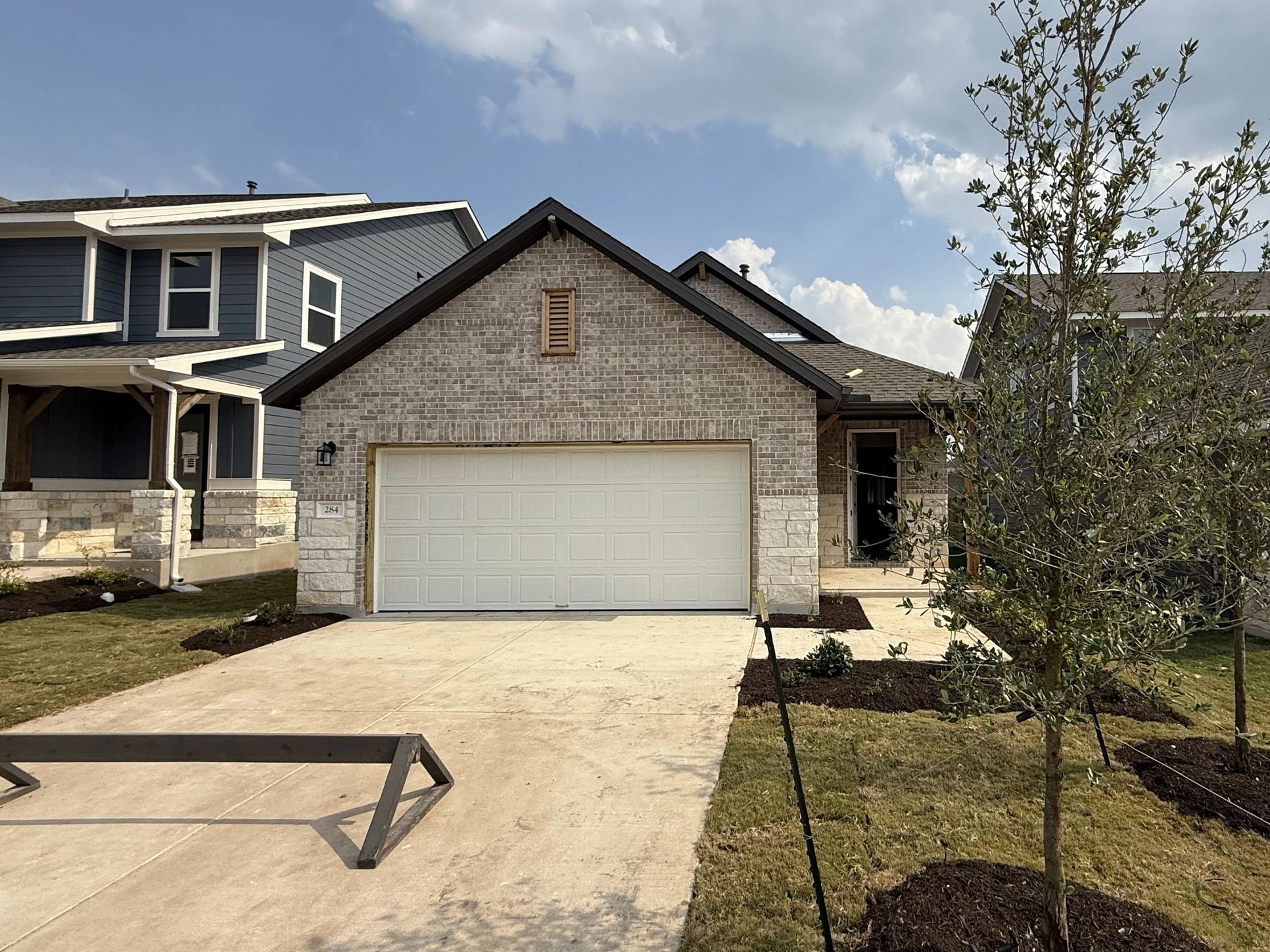 Exterior:Front Exterior