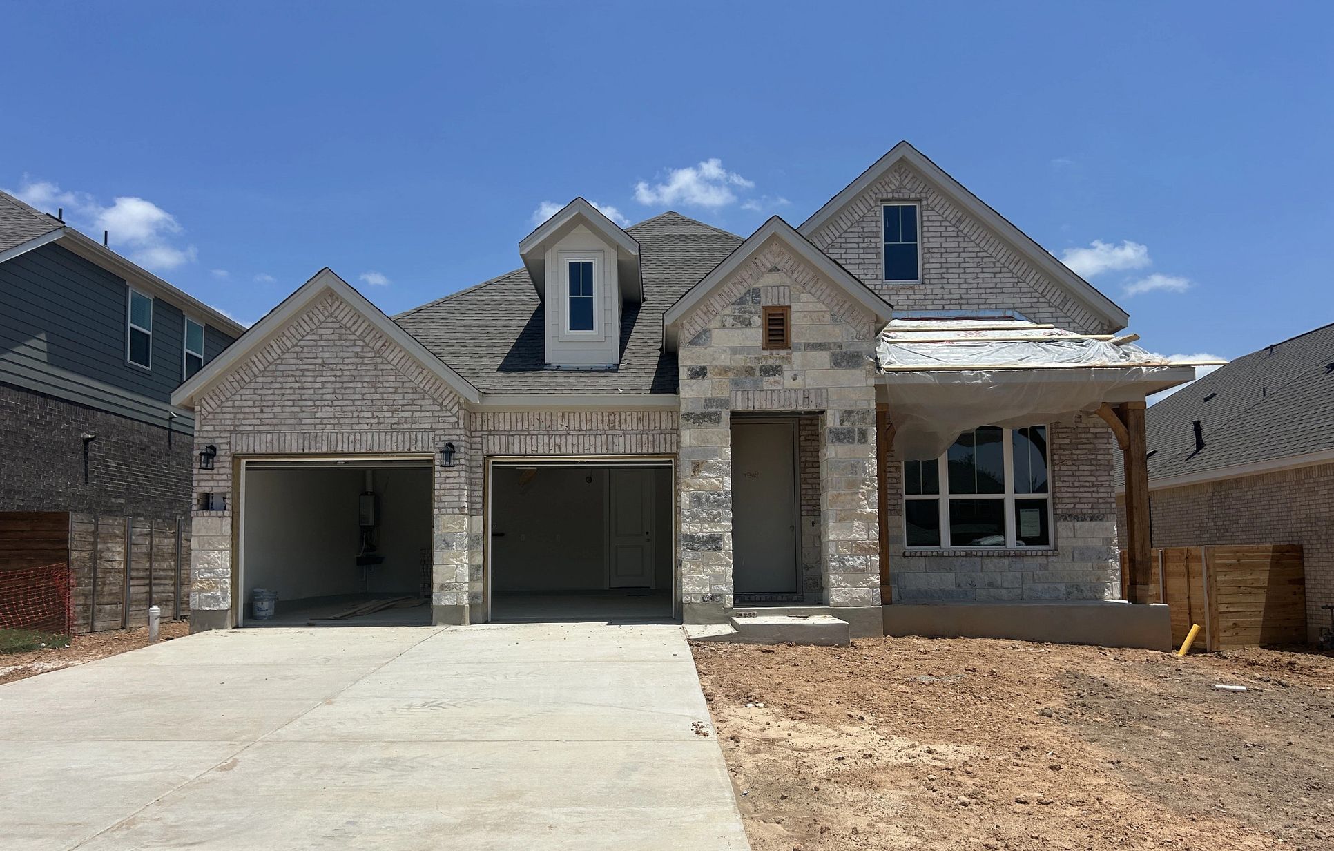 Exterior:Front Exterior