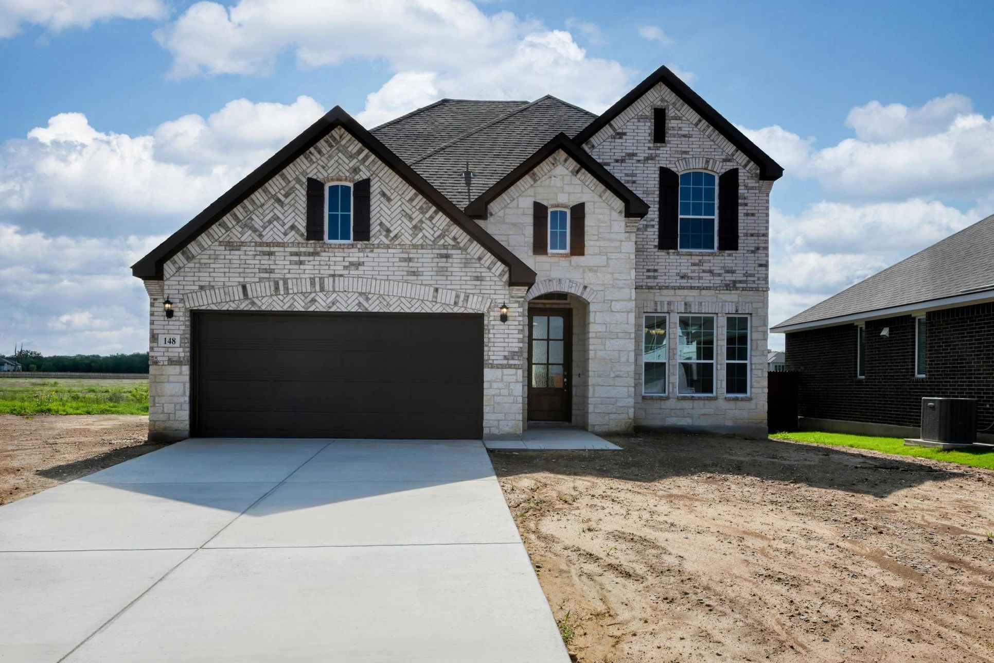 Exterior:Front Elevation