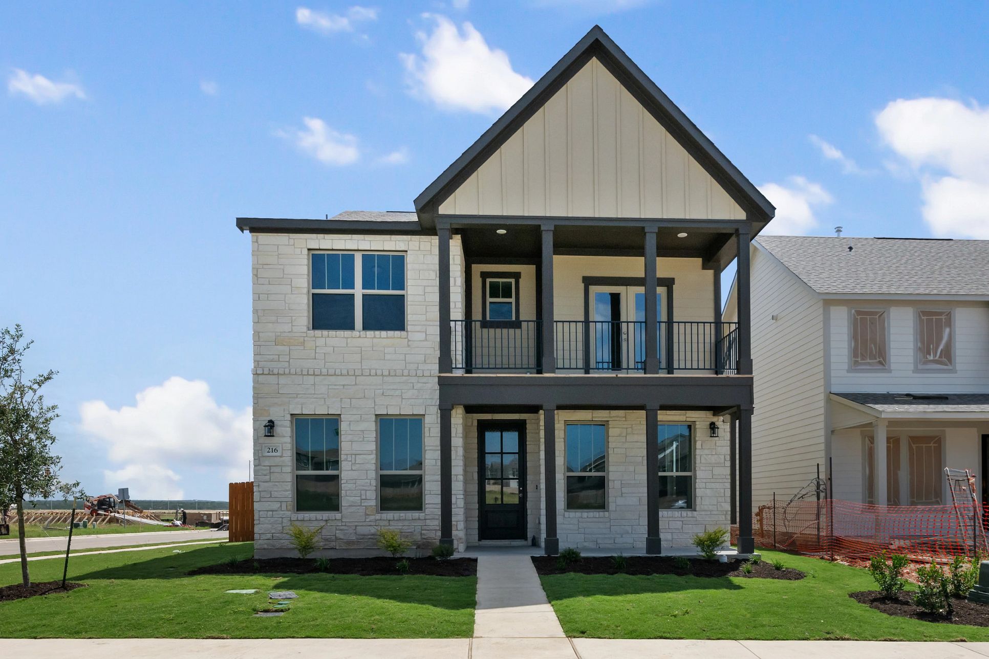 Exterior:Front Exterior
