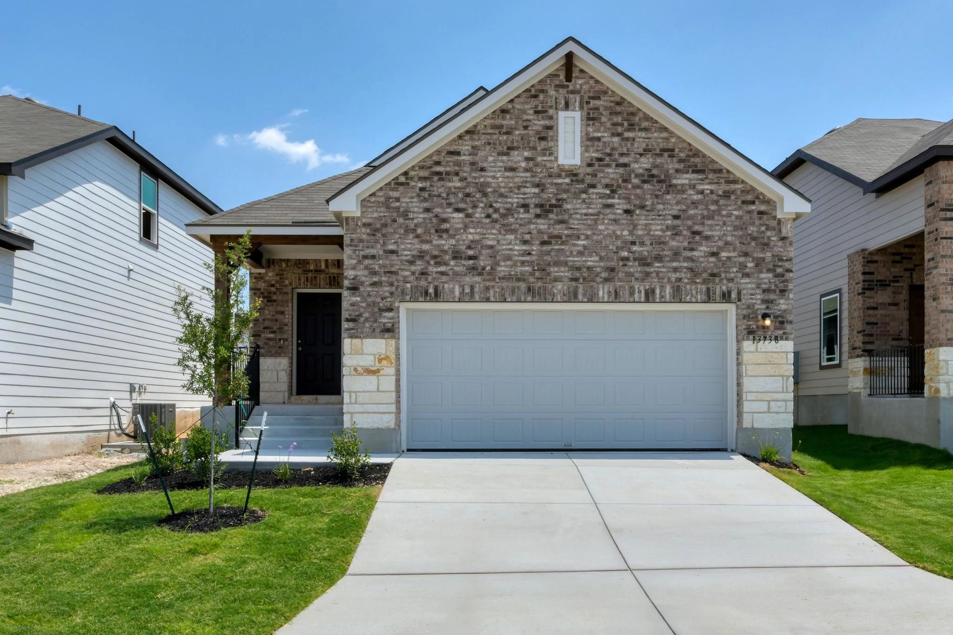 Exterior:Front Elevation